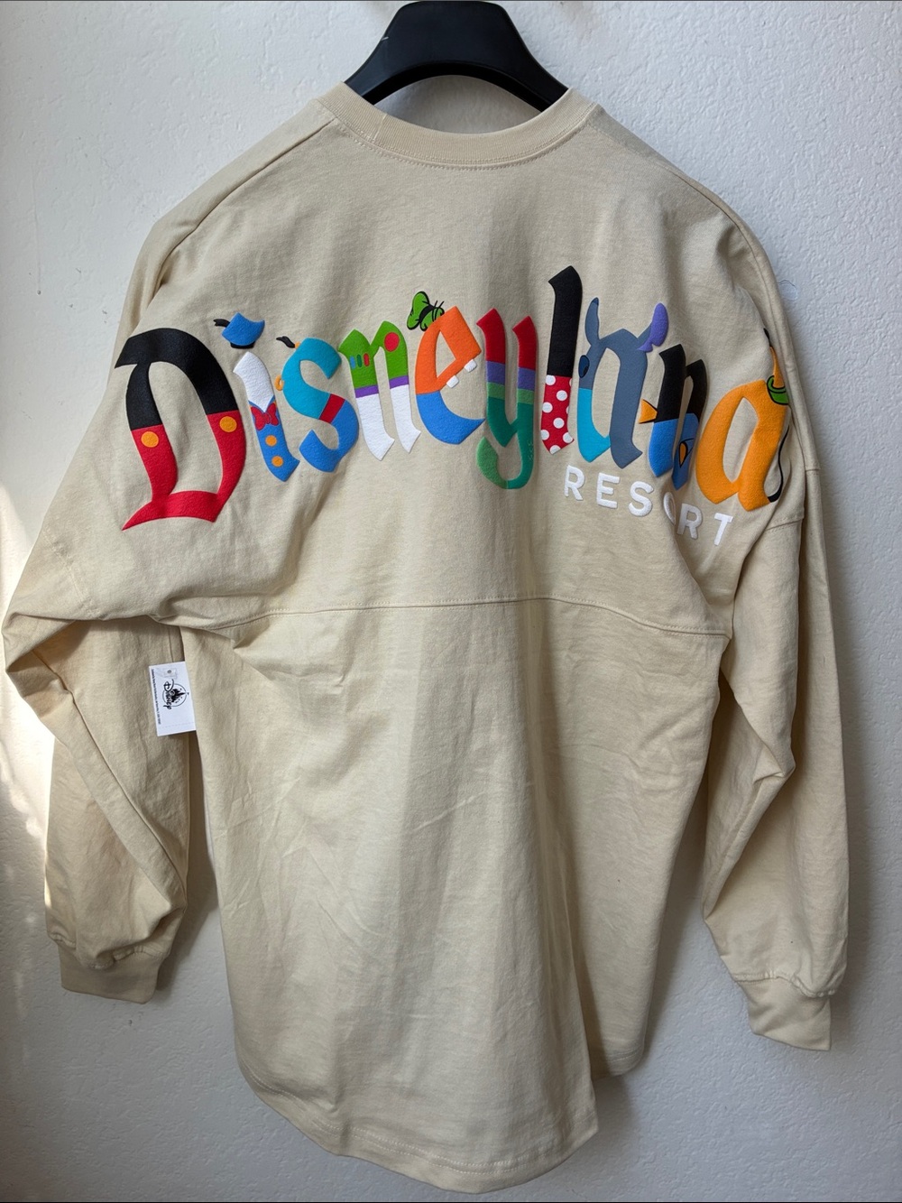 NWT Disney Disneyland Spirit Jersey Medium Beige Crewneck Logo Mickey & Friends